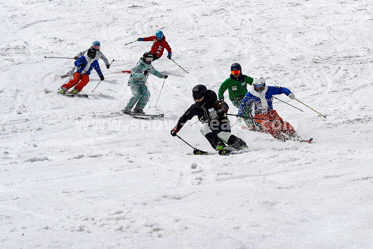 札幌国際スキー場 プロスキーヤー・吉田勝大 presents『M’s Ski Salon感謝祭』 総勢60名超、みんなで楽しく春スキーセッション(^O^)／